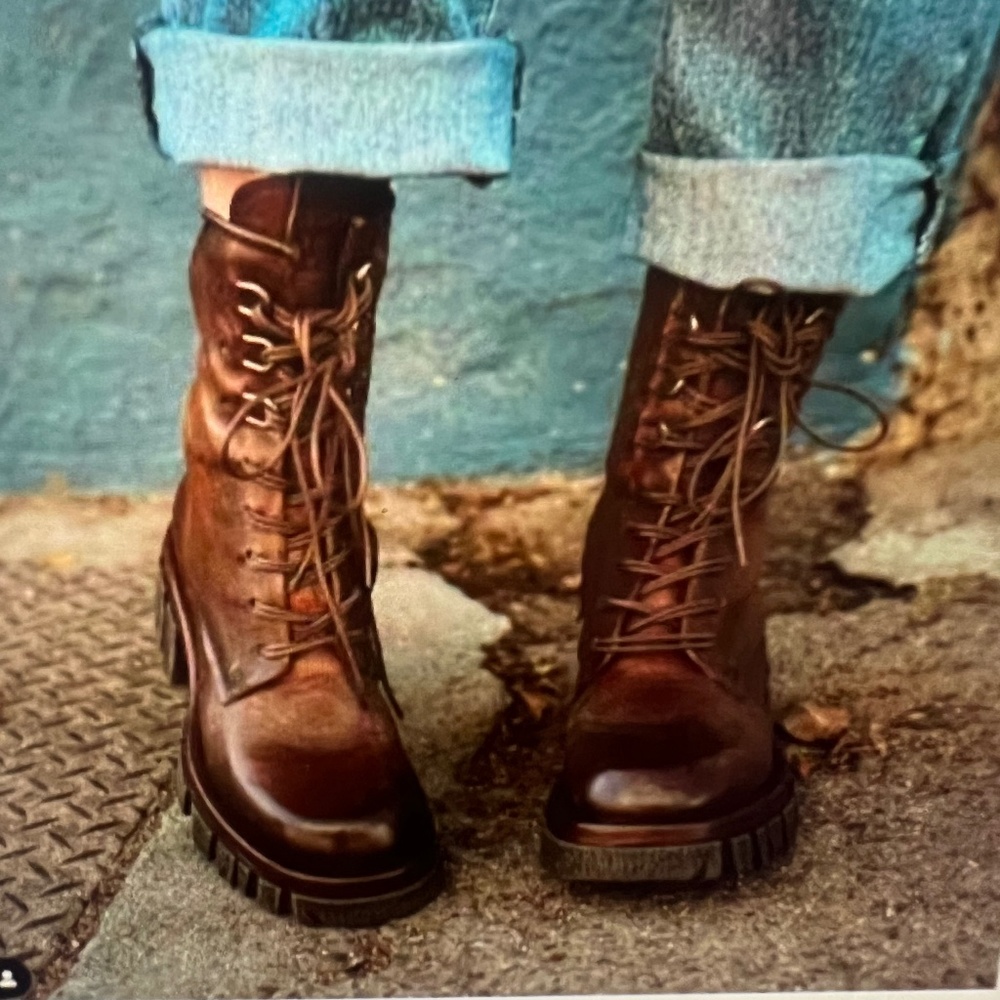 Womens shoes